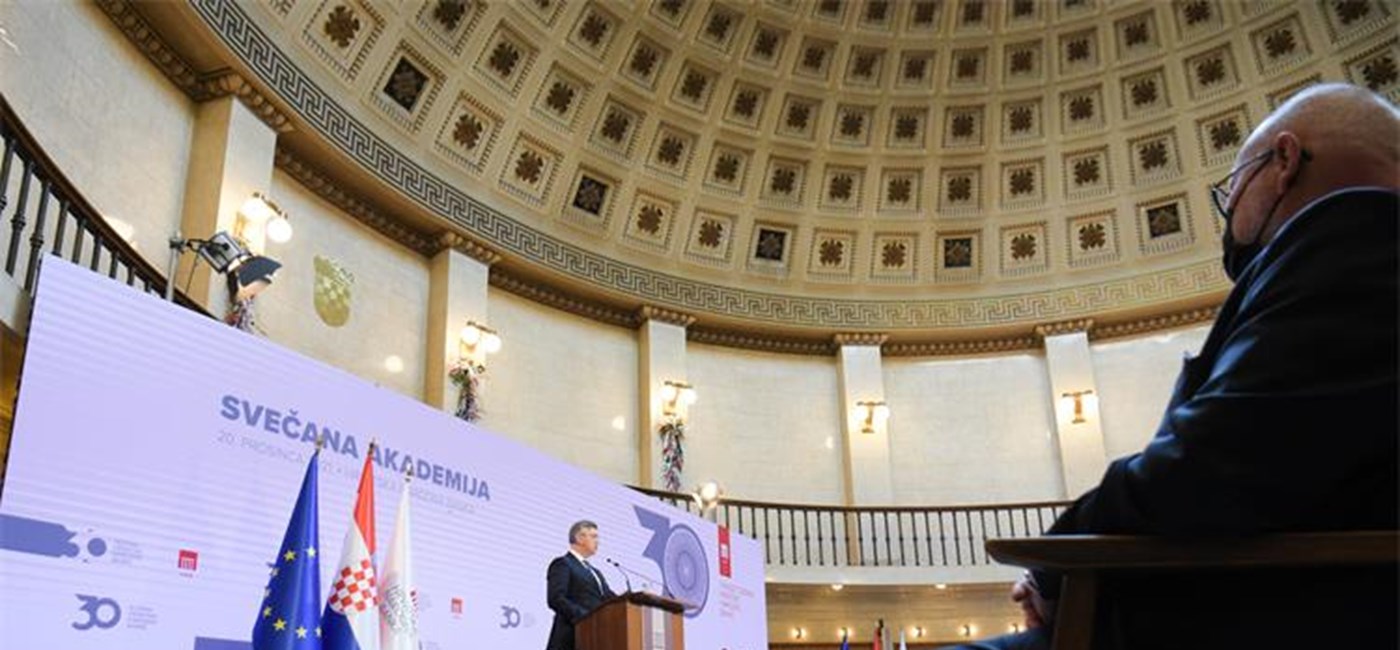 Usvajanje eura bit će za Hrvatsku ključan korak prema jačanju konkurentnosti gospodarstva i većoj ekonomskoj suverenosti